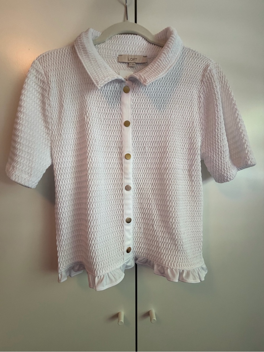 LOFT Women’s Size L Stretch-Fit White Textured Button-Front Collared Top NWT
